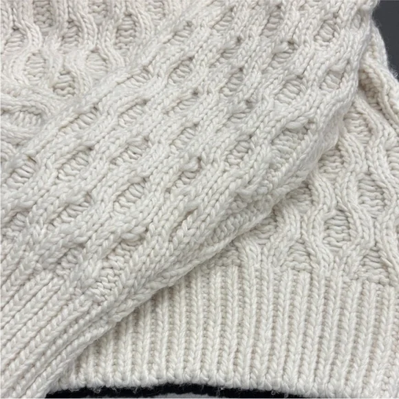 H&M White Cable Knit Turtleneck Sweater - Picture 5 of 9